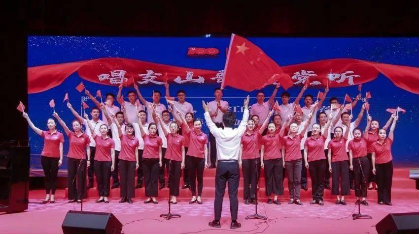 AI虚拟人“爱因斯坦”亮相长沙，跨时空互动妙趣横生